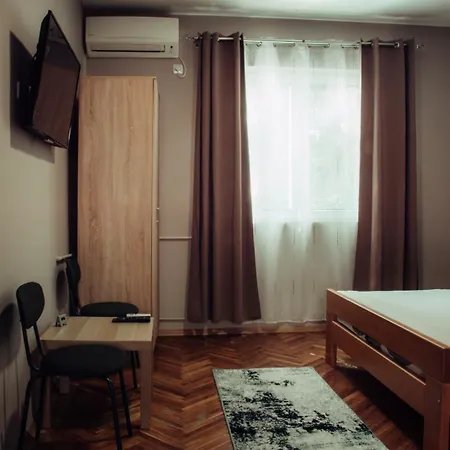 Hostal Downtown Skopie